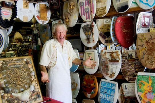 Барни Смит из Техаса, имеет необычное хобби: он коллекционирует сиденья для унитаза