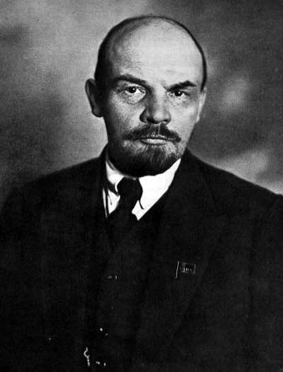 После смерти Ленина произвели вскрытие тела, и только тогда обнаружили страшную правду