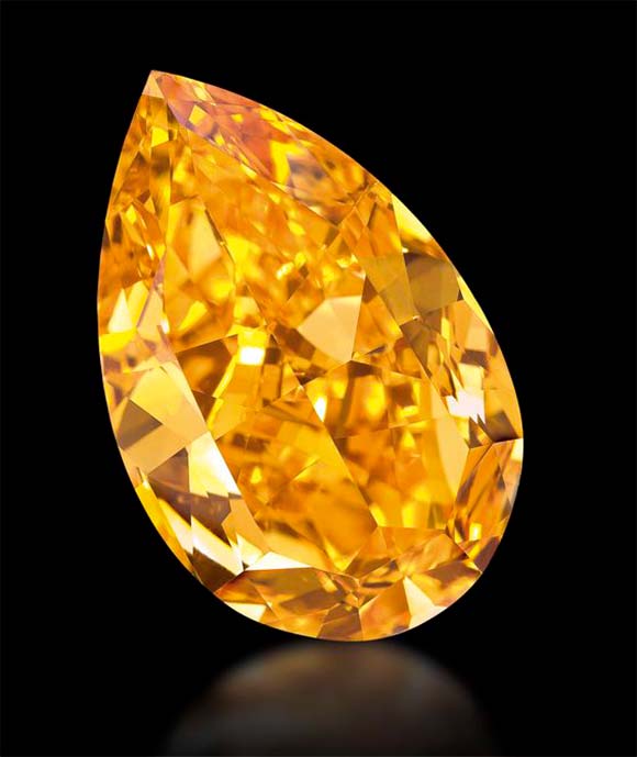 Апельсин – яркий оранжевый бриллиант в форме груши весом в 14,82 каратов (2,96 грамма)