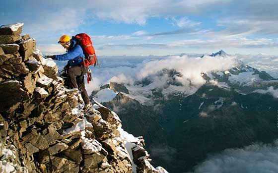 Маттерхорн - один из самых сложных для покорения пиков в Альпах